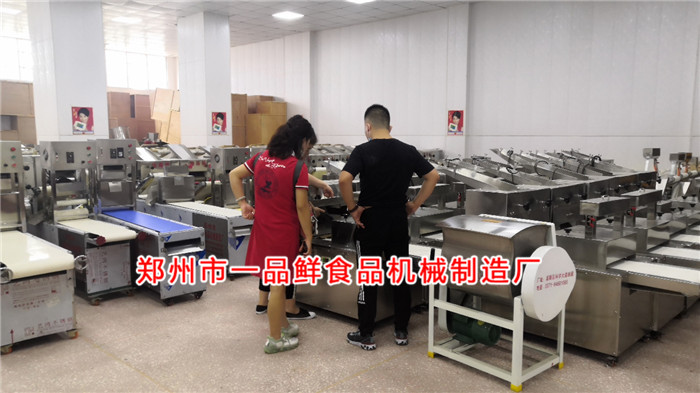 江苏客户考察成型机